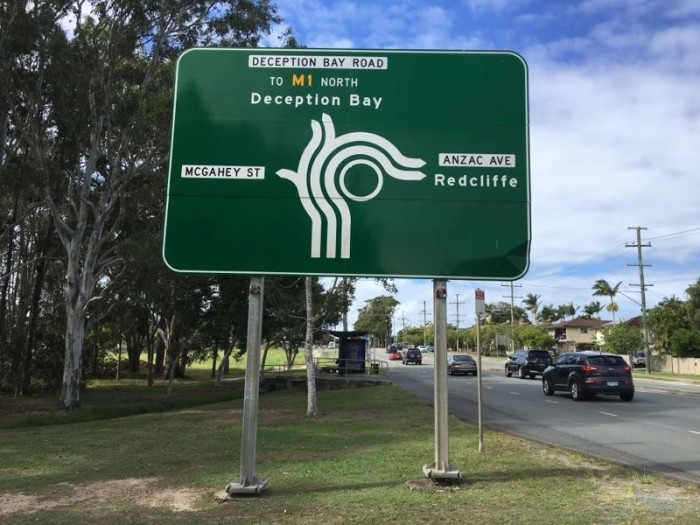 rothwell-roundabout-sign